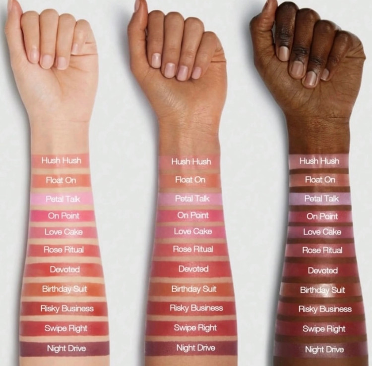 تست رژگونه مایع کالر بوم شیگلم