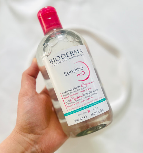 میسلار واتر بایودرما صورتی ۵۰۰ میل مناسب انواع پوست