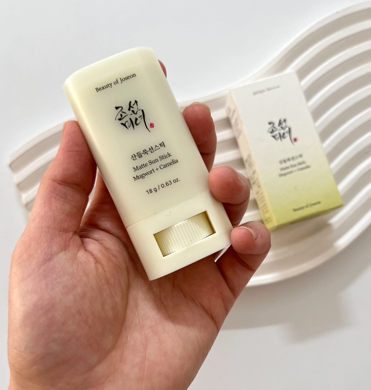 ضدآفتاب استیکی مناسب پوست چرب بیوتی اف جوسان SPF50