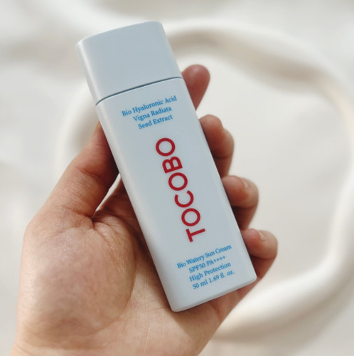 خرید ضدآفتاب کرمی توکوبو مدل بیو واتری spf50 مناسب پوست مختلط