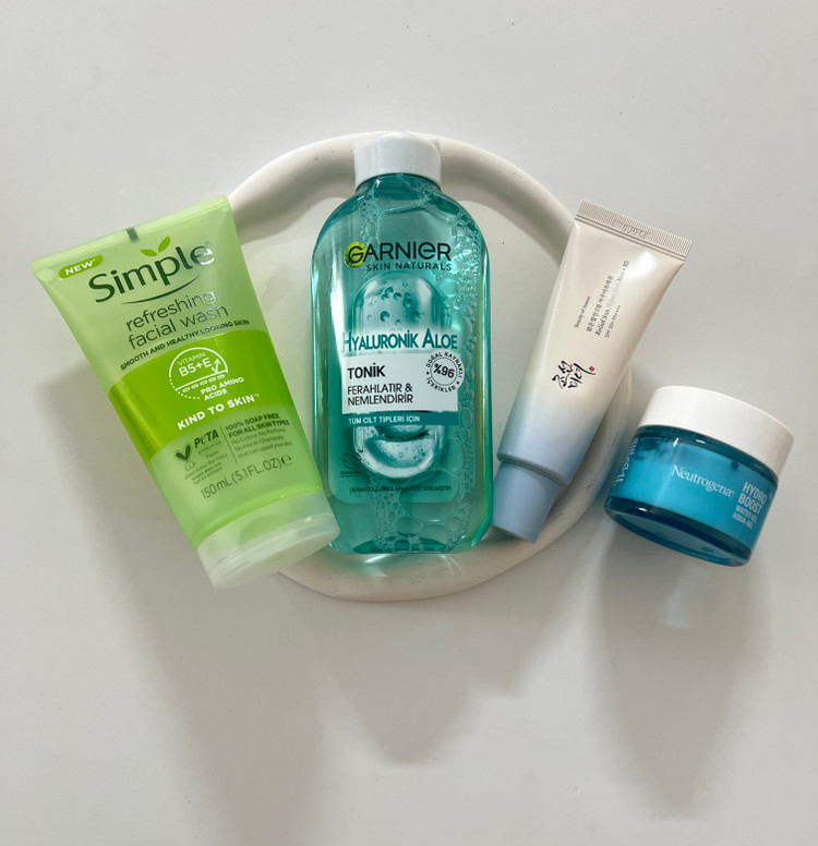 روتین اقتصادی پوست چرب و جوش دار