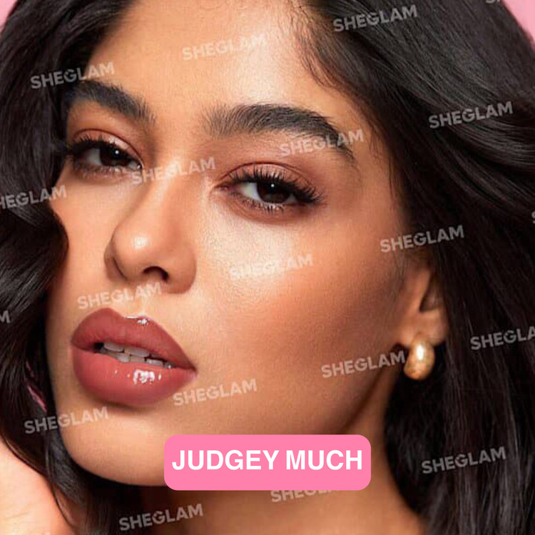 خط لب و لیپ گلاس دوسر شیگلم رنگ judgey much