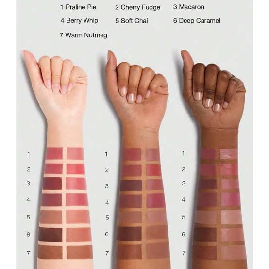 رژلب و خط لب دوطرفه شیگلم اصل